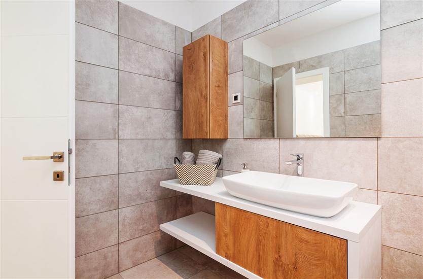 Apartment A1, for 7 persons