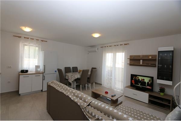 Apartment A1, for 6 persons