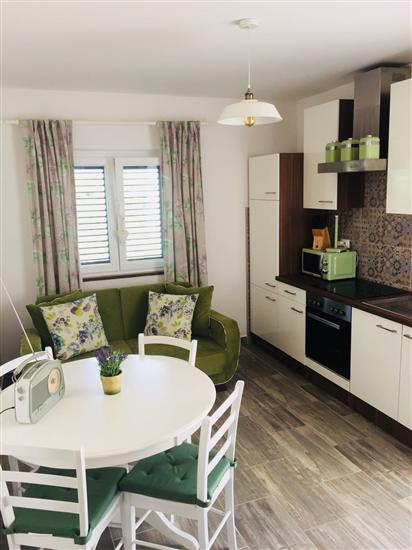 Apartment A1, for 5 persons