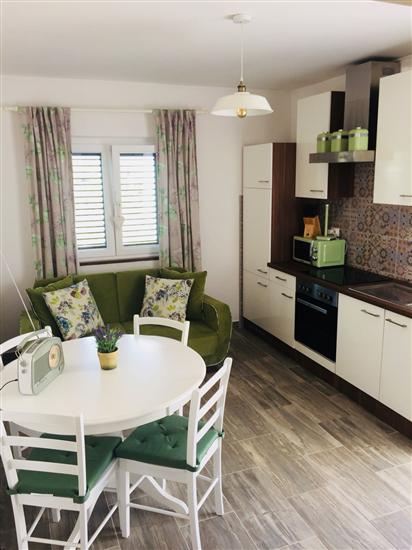 Apartment A1, for 5 persons