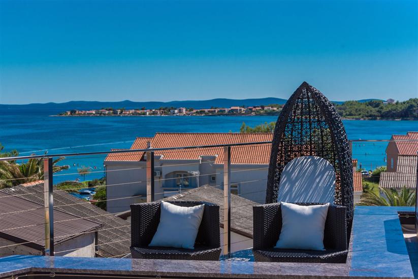 Apartments Luxury Villa Maloca