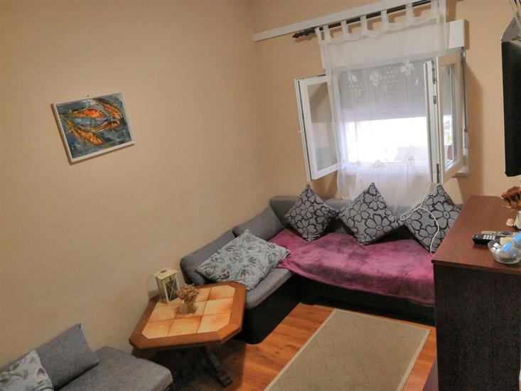 Apartment A4, for 4 persons