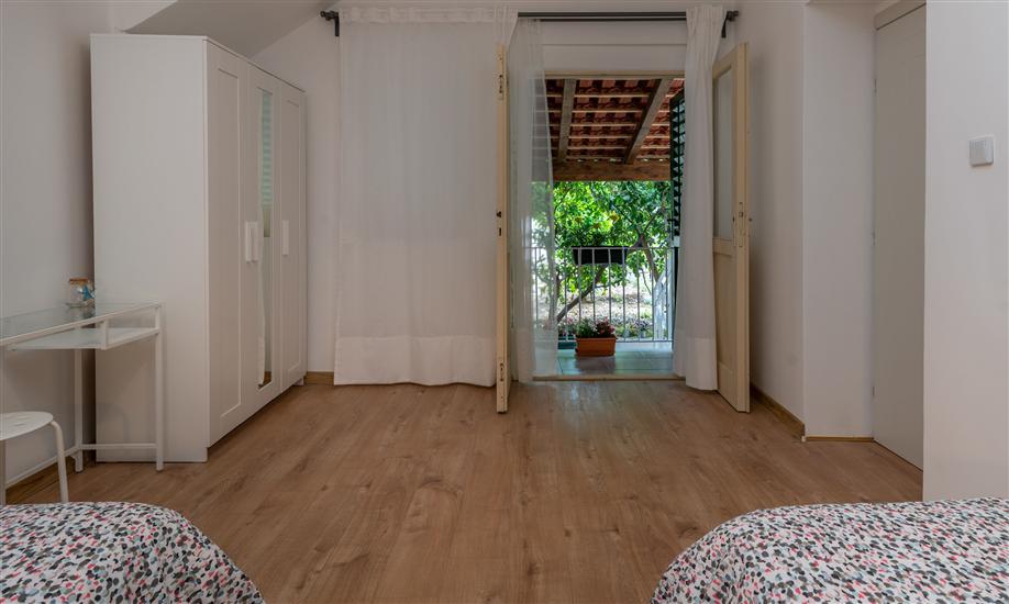 House K1, for 5 persons