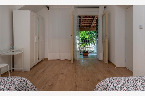 House K1, for 5 persons