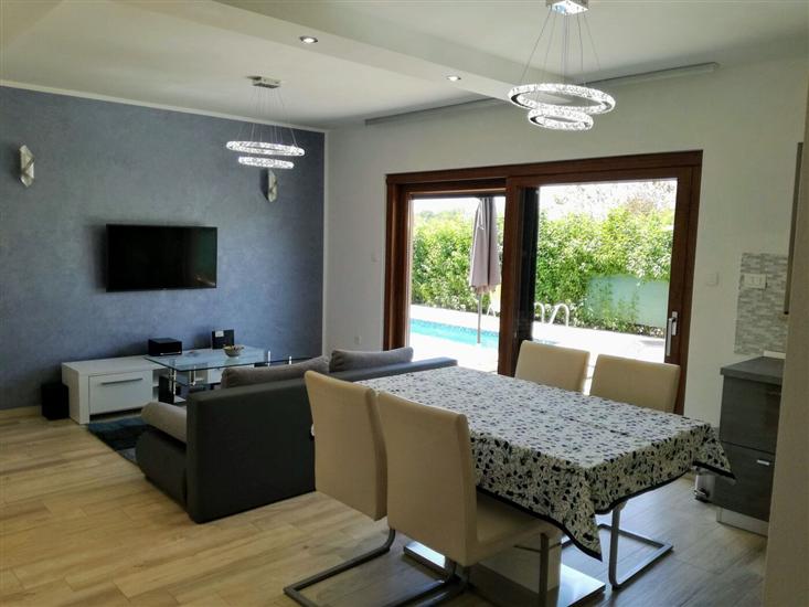 House K1, for 5 persons