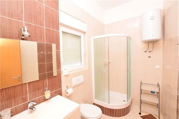 Apartment A1, for 6 persons