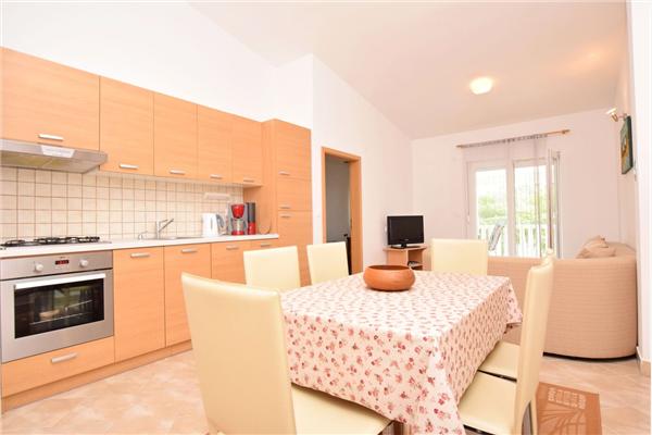 Apartment A1, for 6 persons