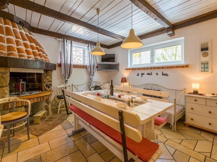 Apartment A1, for 5 persons