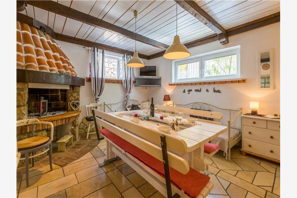 Apartment A1, for 5 persons