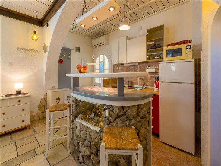 Apartment A1, for 5 persons