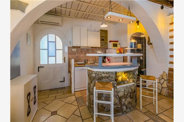 Apartment A1, for 5 persons