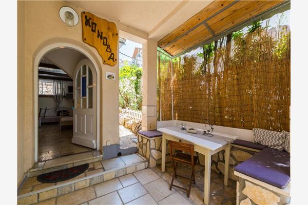 Apartment A1, for 5 persons