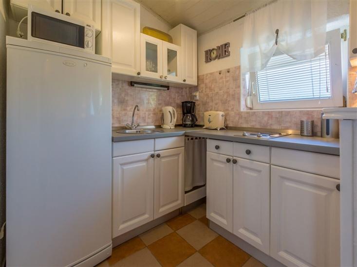 Apartment A2, for 5 persons