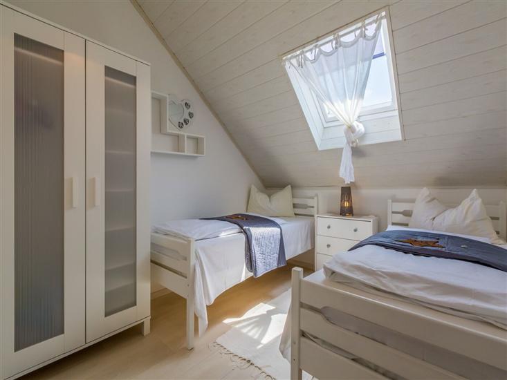 Apartment A2, for 5 persons