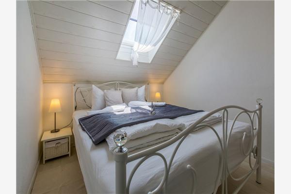 Apartment A2, for 5 persons