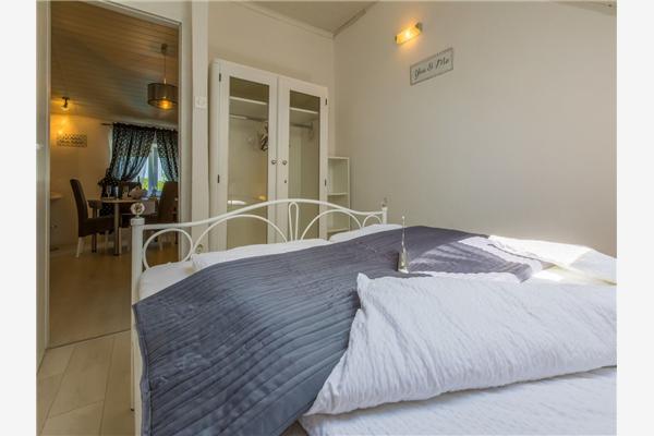 Apartment A2, for 5 persons