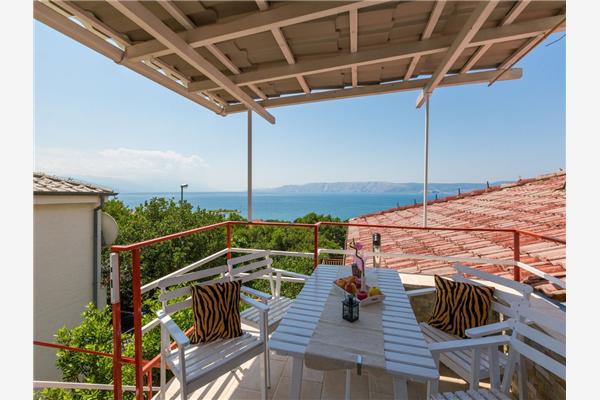 Apartment A2, for 5 persons