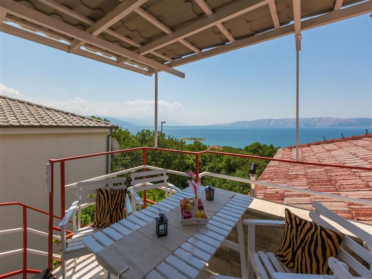 Apartment A2, for 5 persons