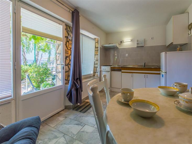 Apartment A4, for 3 persons