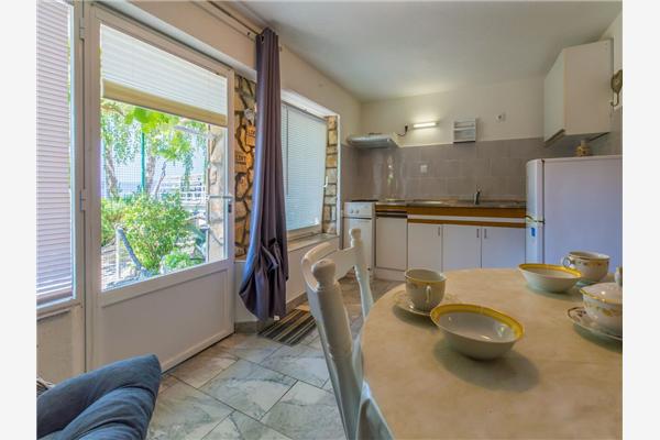 Apartment A4, for 3 persons