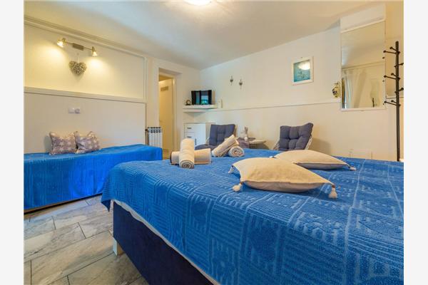 Apartment A4, for 3 persons