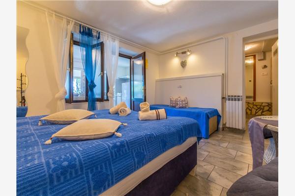 Apartment A4, for 3 persons