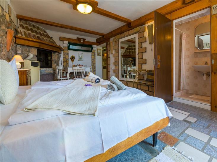 Apartment A5, for 2 persons