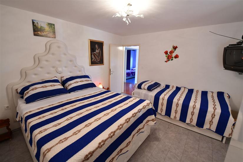 House K1, for 8 persons