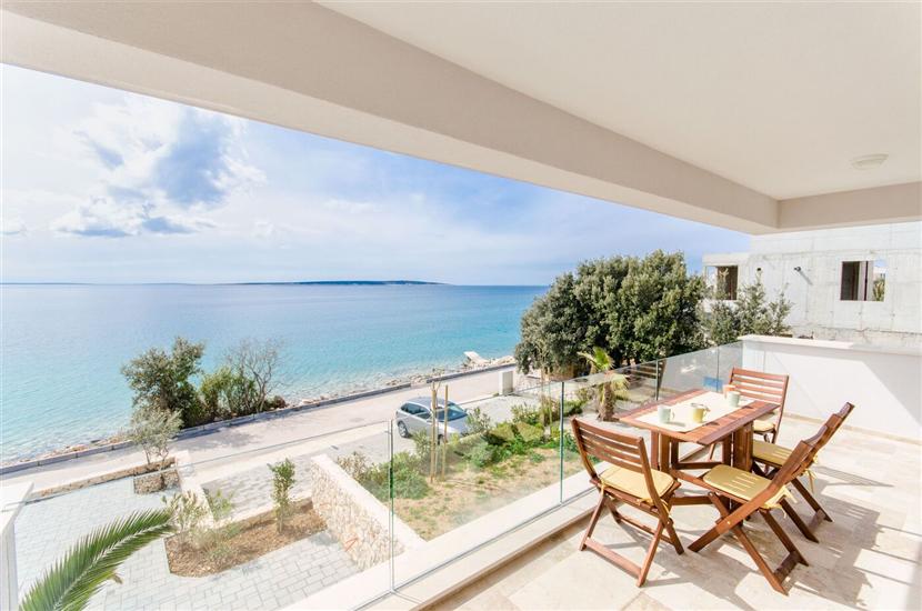 Apartment A2, for 3 persons