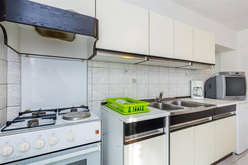 Apartment A2, for 5 persons