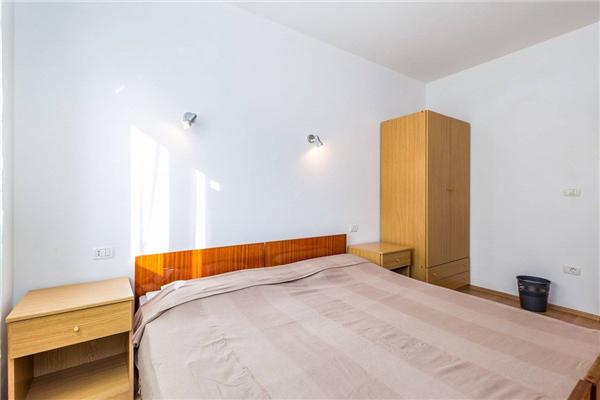 Apartment A2, for 5 persons