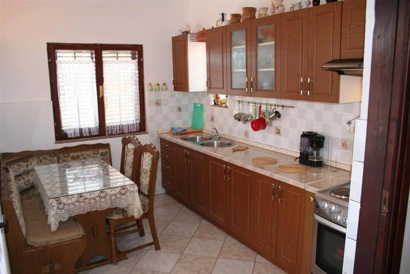 Apartment A2, for 8 persons