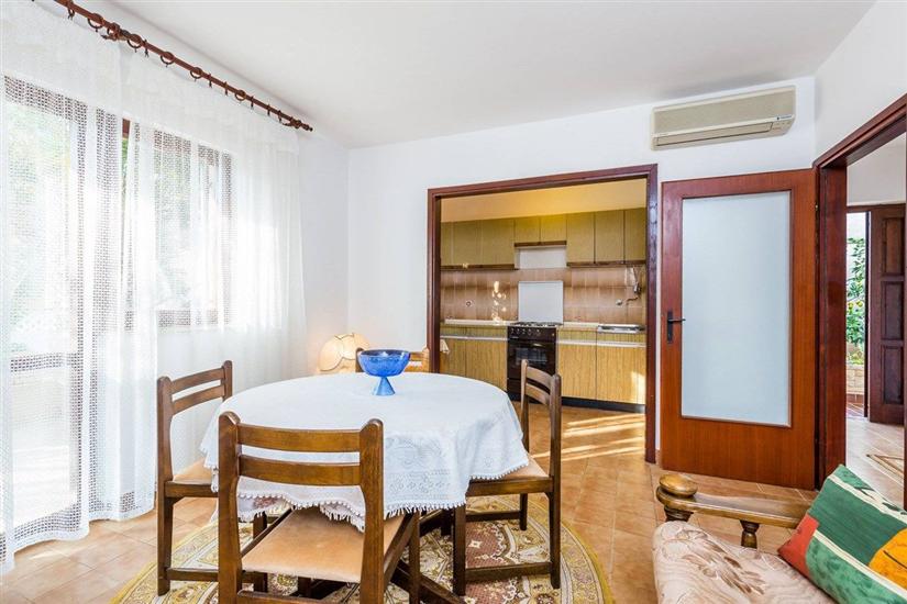 Apartment A1, for 4 persons