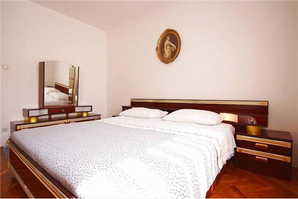 Appartamento A1, per 8 persone