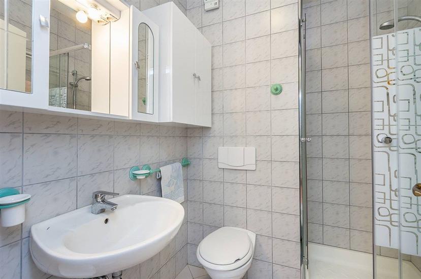 Apartment A5, for 4 persons