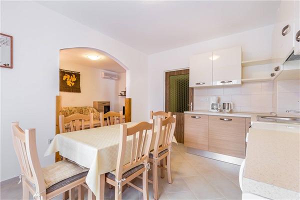 Apartment A1, for 4 persons