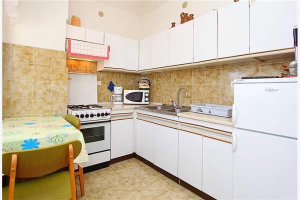 Apartment A1, for 8 persons