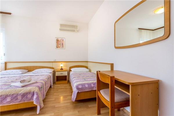 Appartement A4, pour 6 personnes