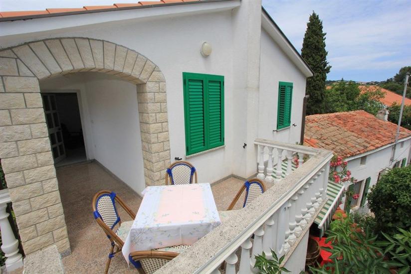 Apartment A4, for 4 persons