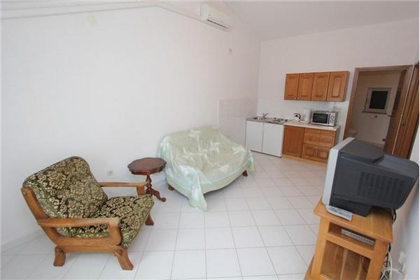 Apartment A4, for 4 persons