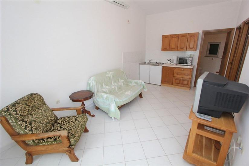 Apartment A4, for 4 persons