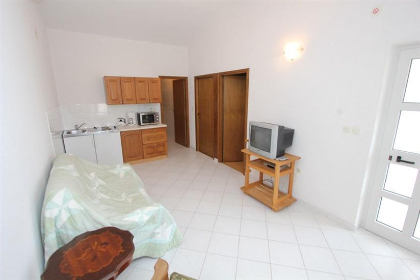 Apartment A4, for 4 persons