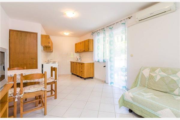 Apartment A6, for 3 persons