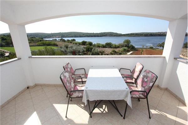 Apartment A1, for 4 persons