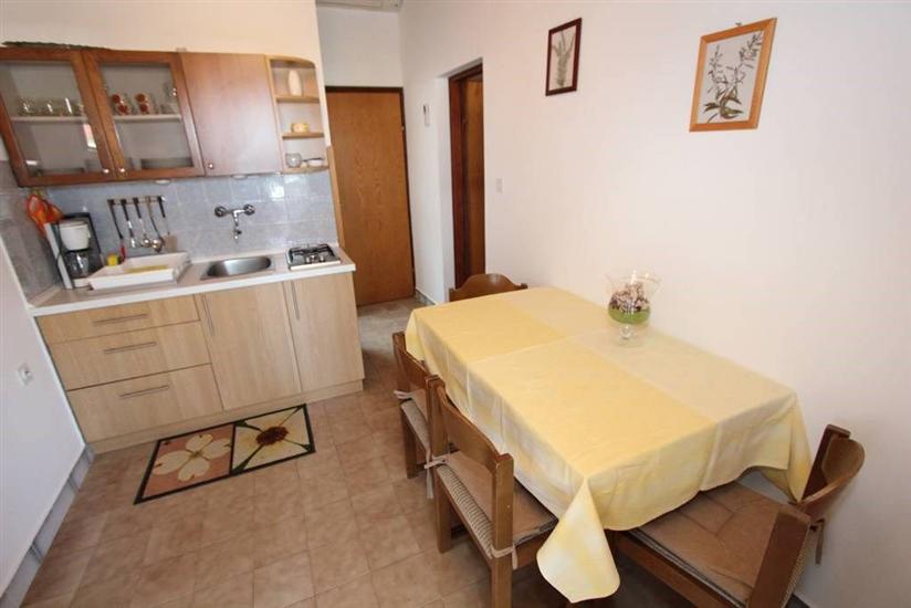 Apartment A2, for 4 persons