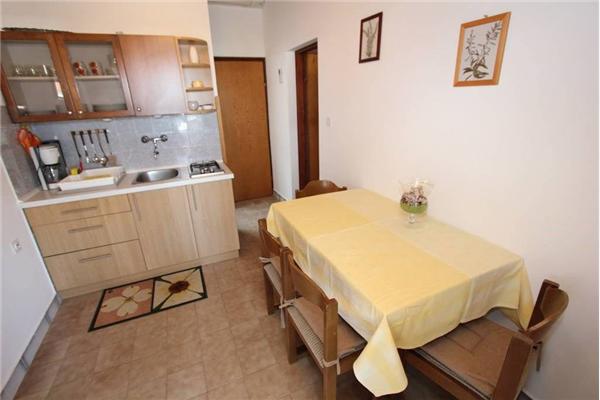 Apartment A2, for 4 persons