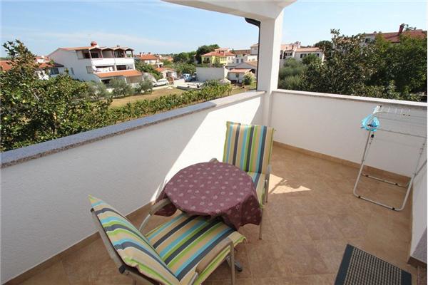 Room S3, for 2 persons