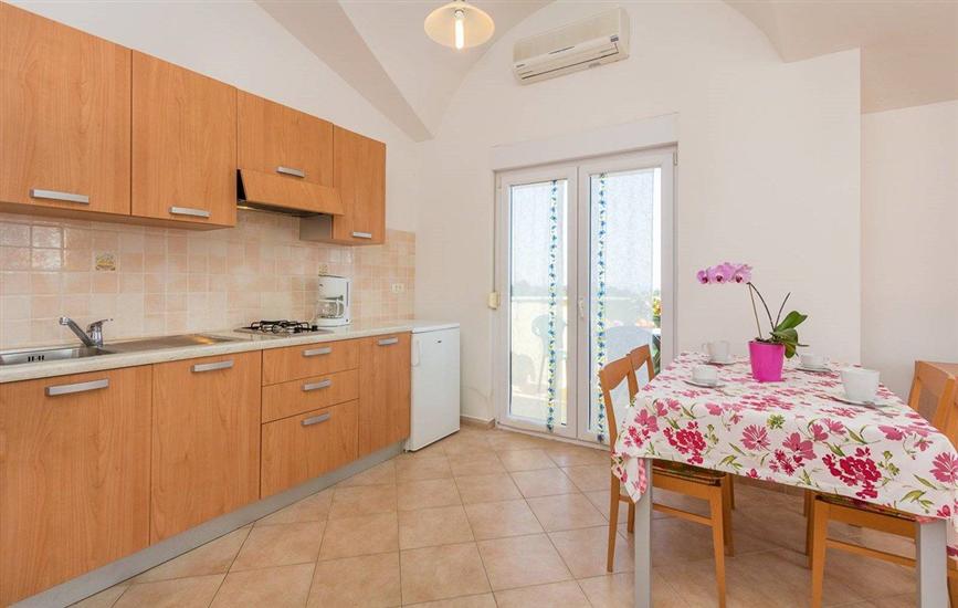 Apartment A5, for 4 persons