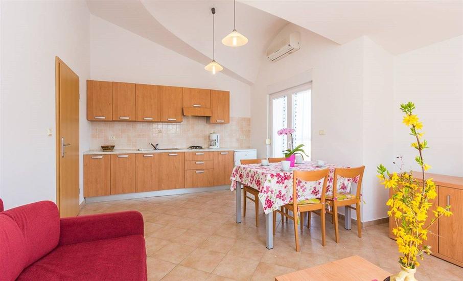 Apartment A5, for 4 persons