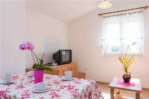 Apartment A5, for 4 persons